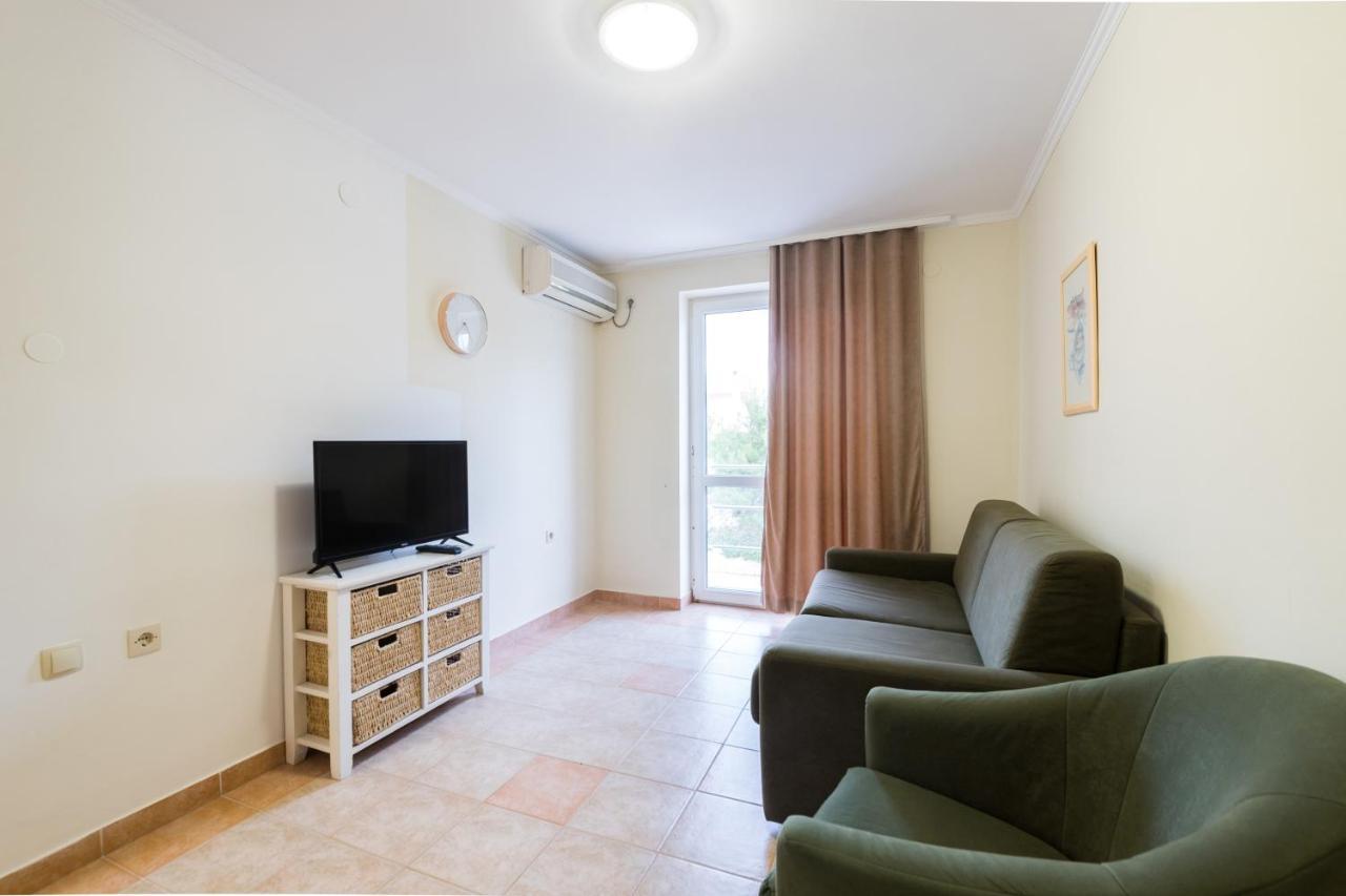 Hotel Rooms Roccia Novigrad  Exterior foto