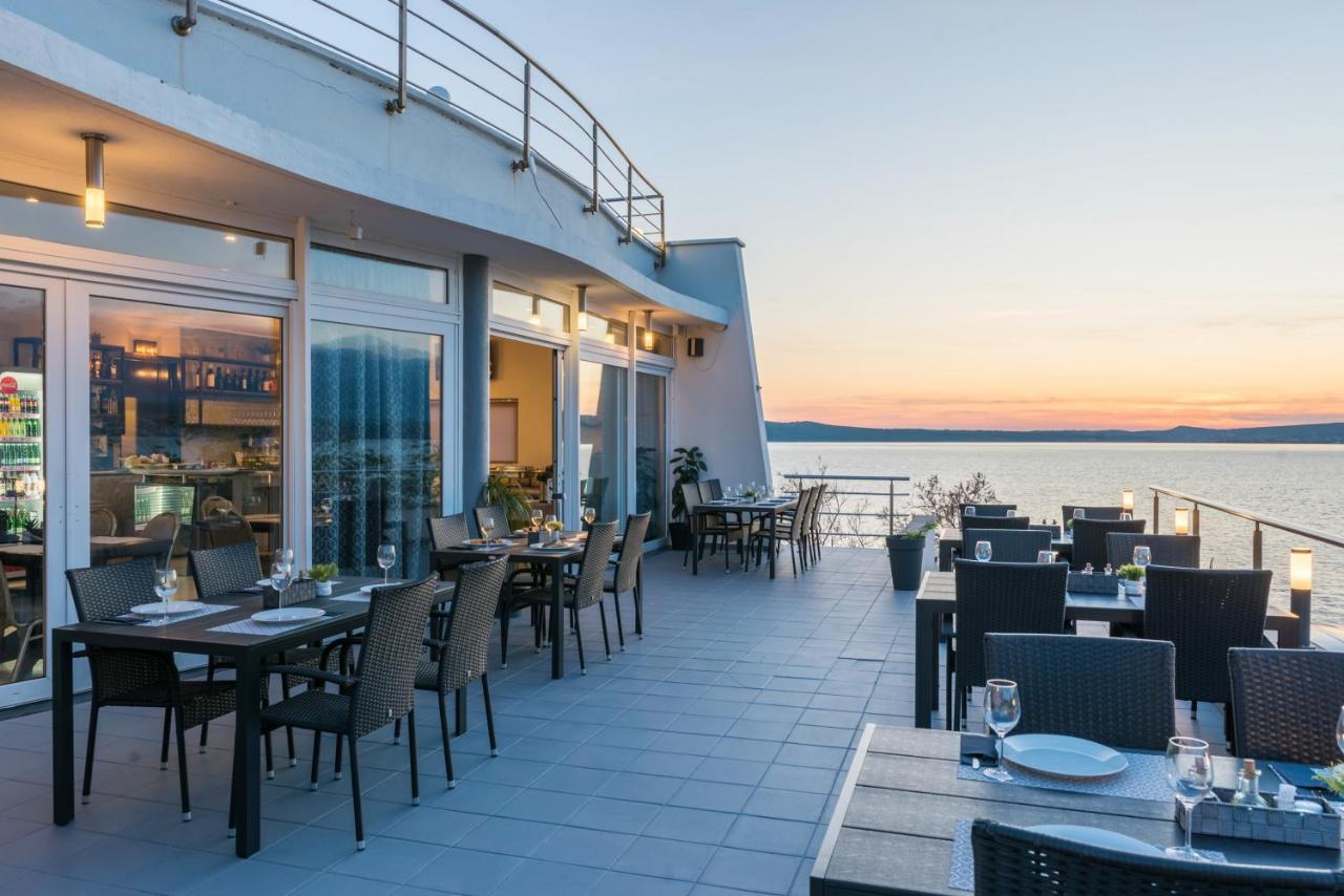 Hotel Rooms Roccia Novigrad  Exterior foto